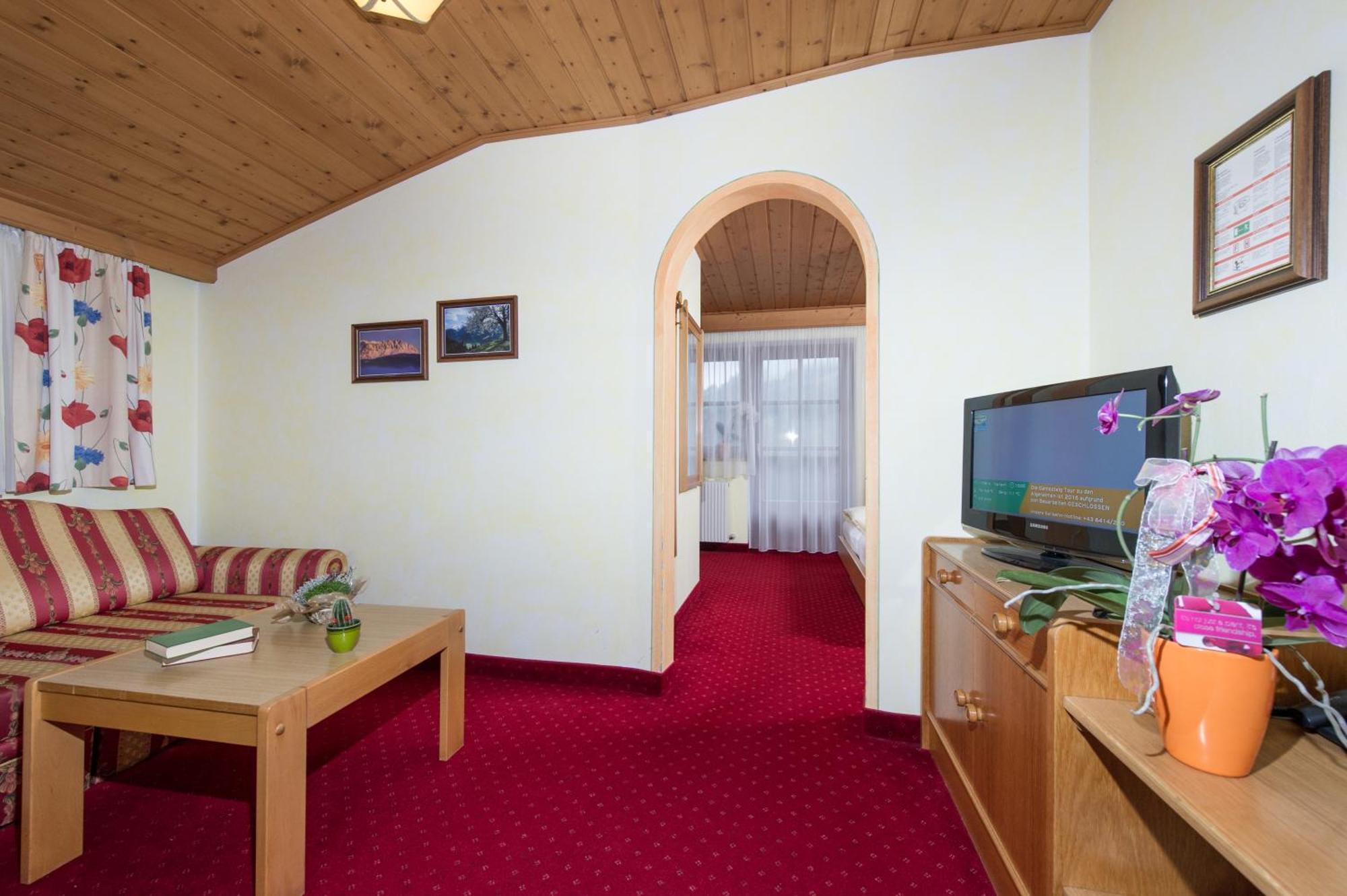 Hotel Sonnhof グロースアルル エクステリア 写真